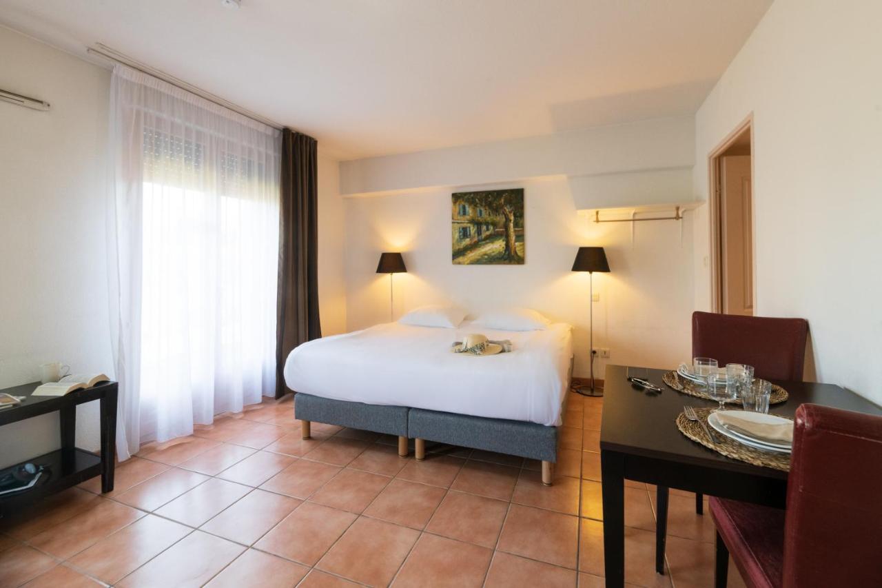 Cerise Carcassonne Sud Hotel Bagian luar foto