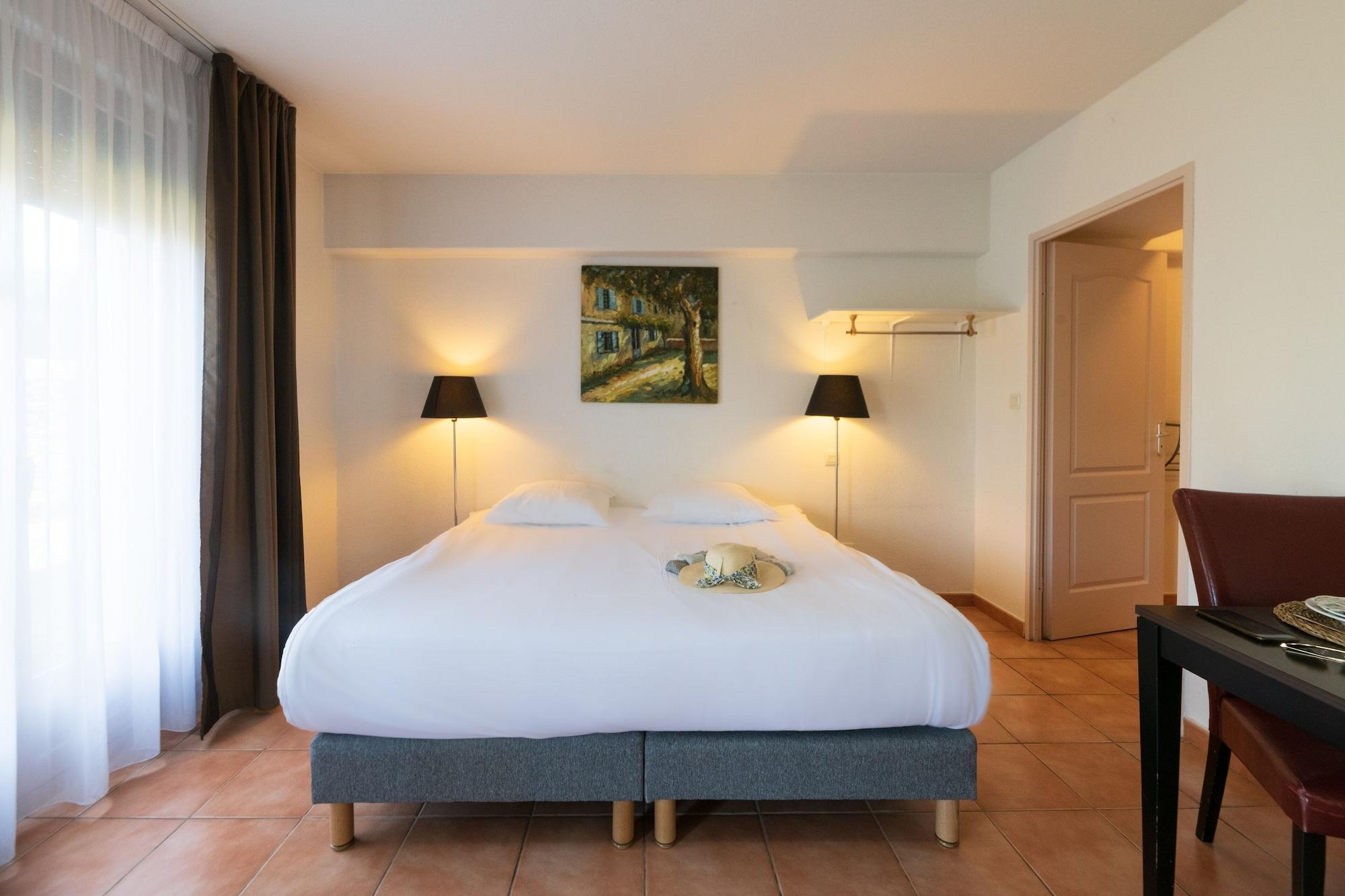 Cerise Carcassonne Sud Hotel Bagian luar foto
