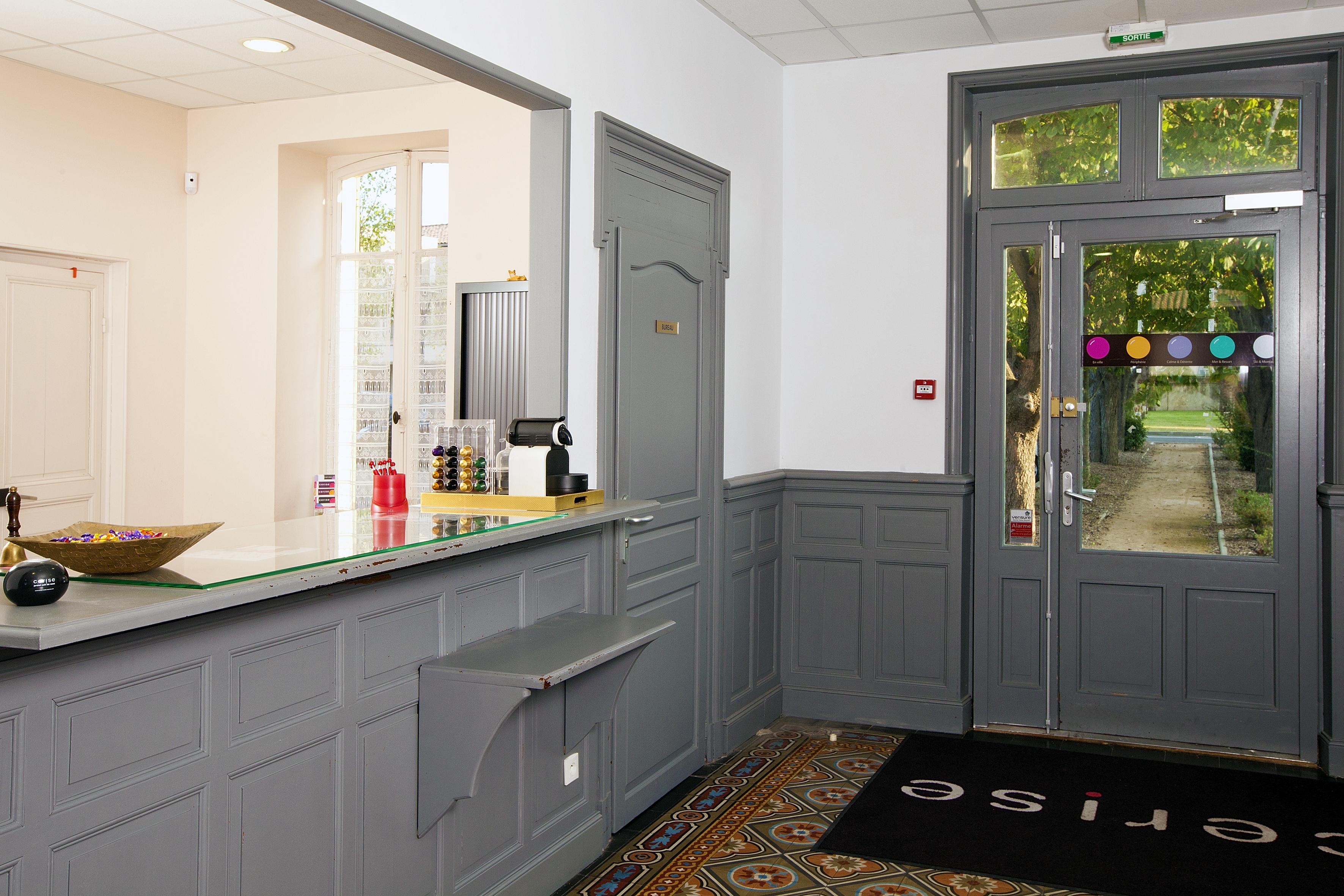 Cerise Carcassonne Sud Hotel Bagian luar foto